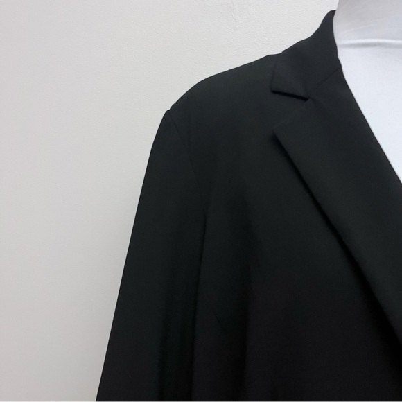 Emaline Woman Black Single Button Lapel Tapered Waist Blazer Women’s Size 18 - Picture 6 of 12